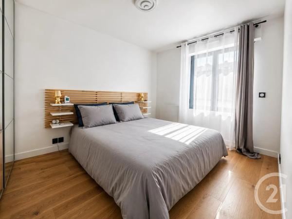 Appartement F3 à vendre  3 pièces - 51 m 2   MAISONS LAFFITTE  - 78