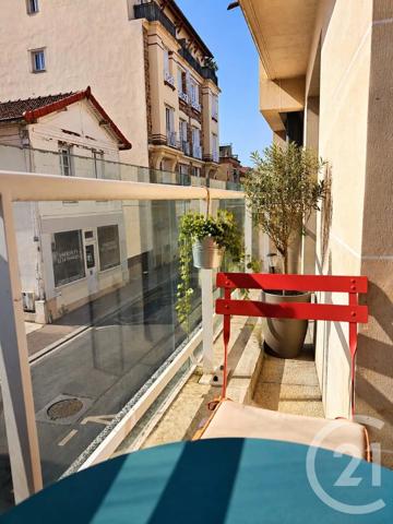 Appartement F3 à vendre  3 pièces - 51 m 2   MAISONS LAFFITTE  - 78