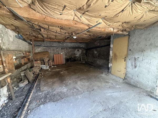 Location parking 37 m² Digne-les-Bains