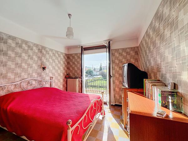 Au coeur du village, maison lumineuse et fonctionnelle.