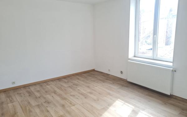 Appartement à louer    4 pièces • 104 m2 Tourcoing