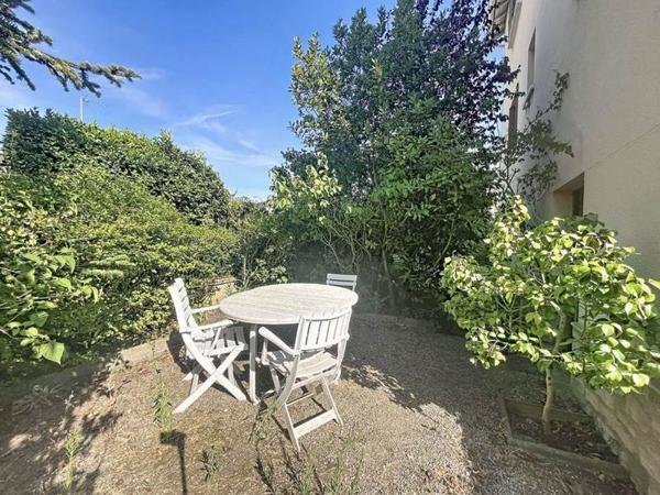 Maison 284 229 € Bezons 6 p 105 m² DPE G