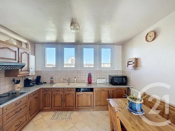 Appartement F4 à vendre  4 pièces - 72,78 m 2   MELUN  - 77
