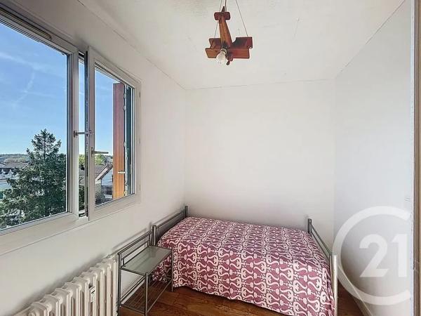 Appartement F4 à vendre  4 pièces - 72,78 m 2   MELUN  - 77