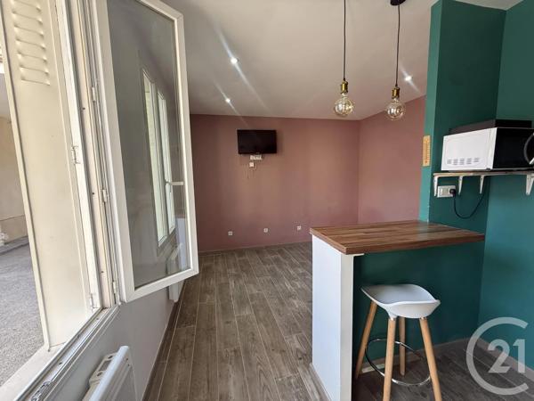 Appartement F1 à vendre  1 pièce - 25,07 m 2   MELUN  - 77