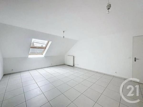 Appartement F3 à vendre  3 pièces - 54 m 2   PONTAULT COMBAULT  - 77