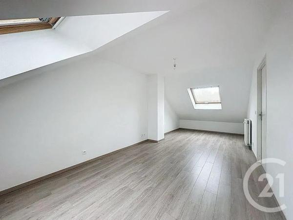 Appartement F3 à vendre  3 pièces - 54 m 2   PONTAULT COMBAULT  - 77