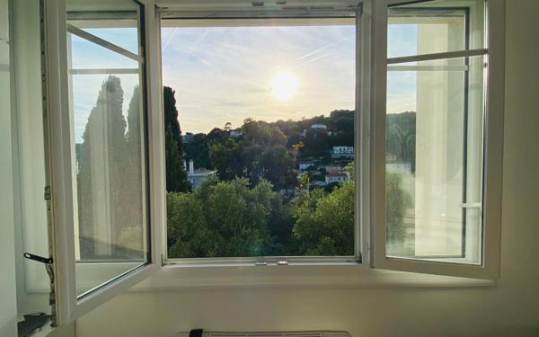 Appartement à vendre    1 pièce • 26,42 m2 Nice