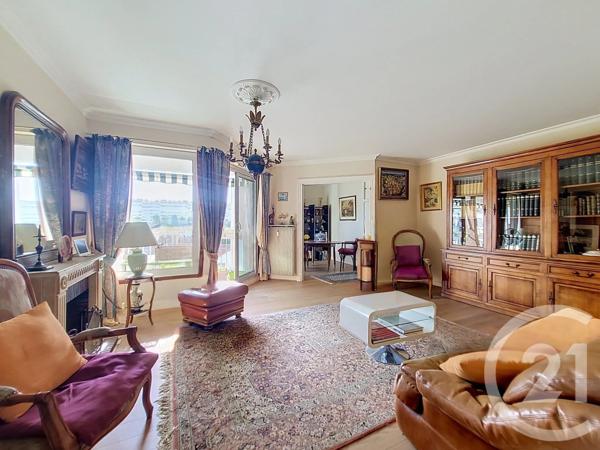 Appartement F3 à vendre  3 pièces - 65,14 m 2   FRESNES  - 94