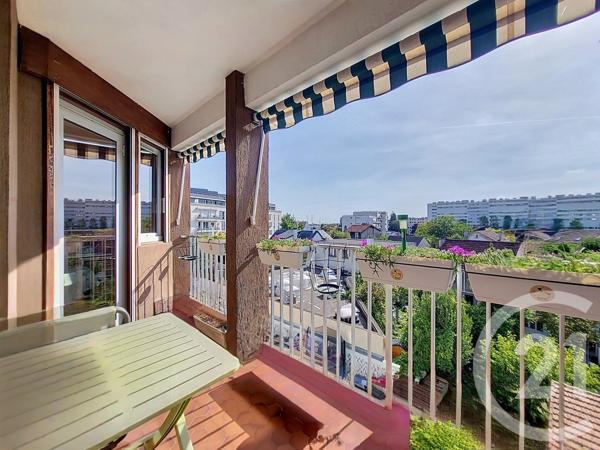 Appartement F3 à vendre  3 pièces - 65,14 m 2   FRESNES  - 94