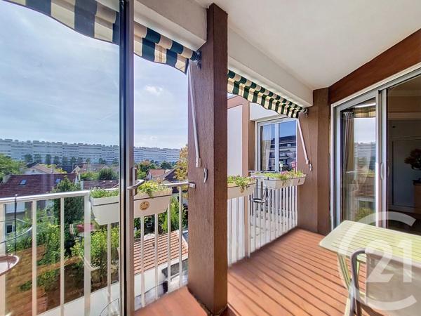 Appartement F3 à vendre  3 pièces - 65,14 m 2   FRESNES  - 94