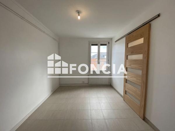 Location Appartement 3 pièces 61.7 m² - 23 B RUE D'ORIVAL Lisieux 14100