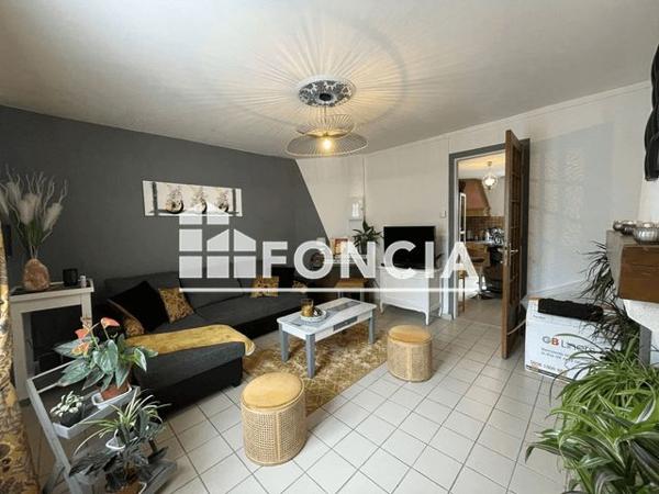 Location Appartement 3 pièces 61.7 m² - 23 B RUE D'ORIVAL Lisieux 14100