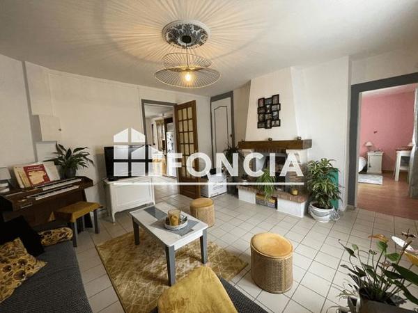 Location Appartement 3 pièces 61.7 m² - 23 B RUE D'ORIVAL Lisieux 14100