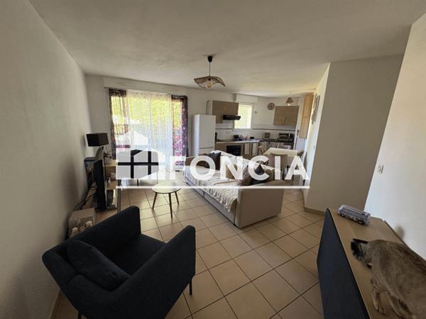 Location Appartement 3 pièces 61 m² - Saint Pierre Du Mont 40280