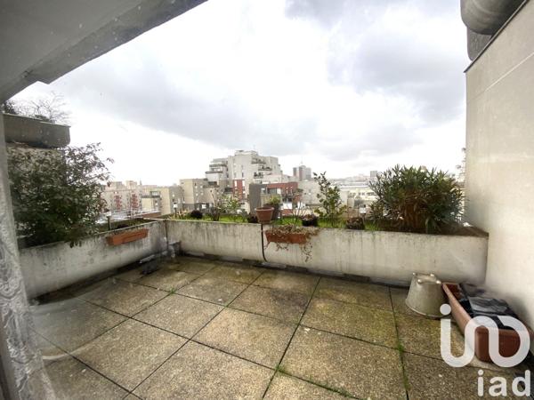 Appartement 6 pièces de 143 m² à Évry (91000)