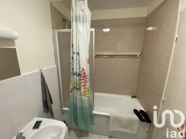 Appartement 6 pièces de 143 m² à Évry (91000)