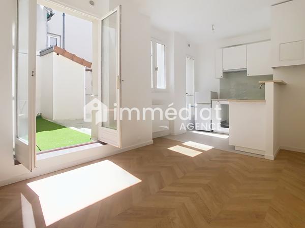 Deux pièces, terrasse 25m², centre-ville