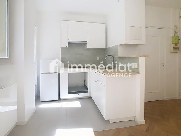 Deux pièces, terrasse 25m², centre-ville