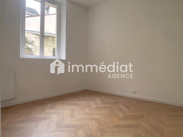 Deux pièces, terrasse 25m², centre-ville