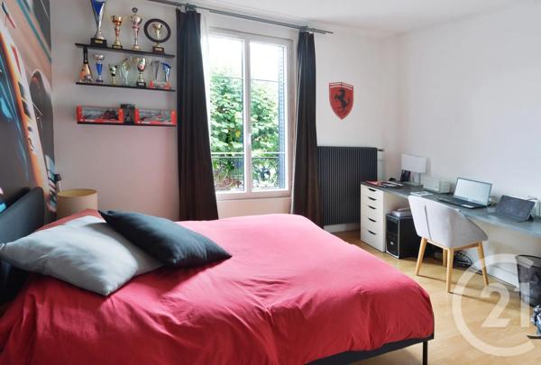 Maison à vendre  6 pièces - 128 m 2   CROSNE  - 91