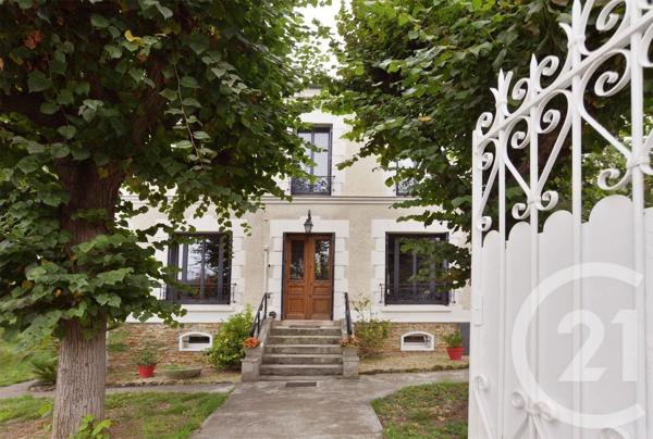 Maison à vendre  6 pièces - 128 m 2   CROSNE  - 91
