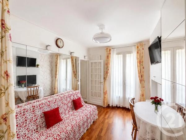 Appartement F2 à vendre  2 pièces - 35 m 2   PARIS  - 75018
