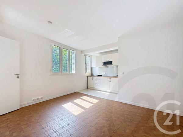Appartement F2 à vendre  2 pièces - 35 m 2   PARIS  - 75018