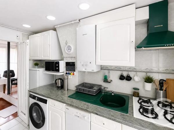 Appartement F2 à vendre  2 pièces - 35 m 2   PARIS  - 75018