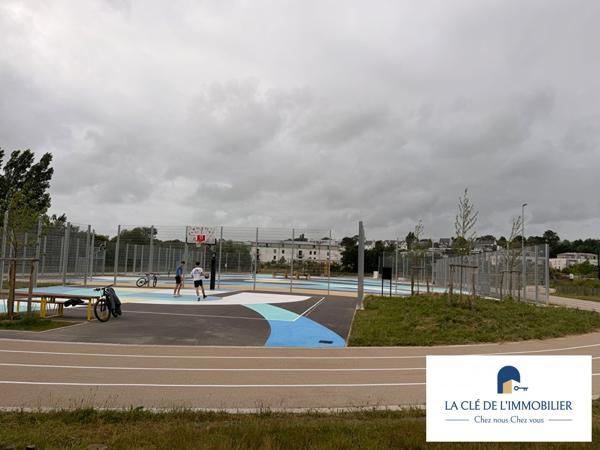 Duplex sables blanc avec terrasse et garage