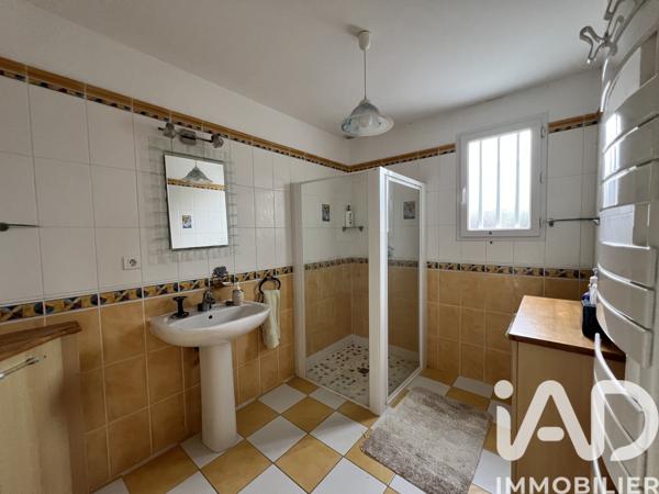 Maison à vendre 4 pièces 74 m² Saint-Pierre-d'Oléron