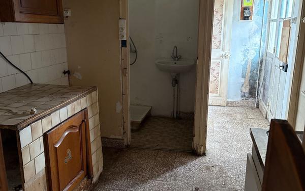 Maison à vendre    4 pièces •  Tavaux