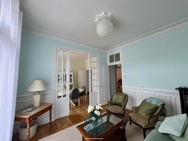 Appartement 4 pièces avec balcon et cave