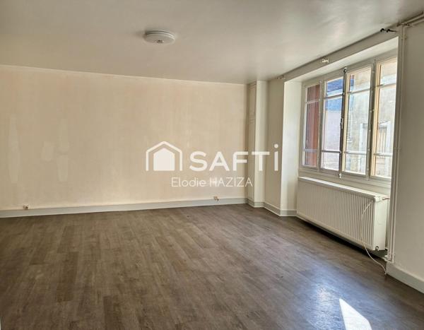 Grande maison de ville Thénezay