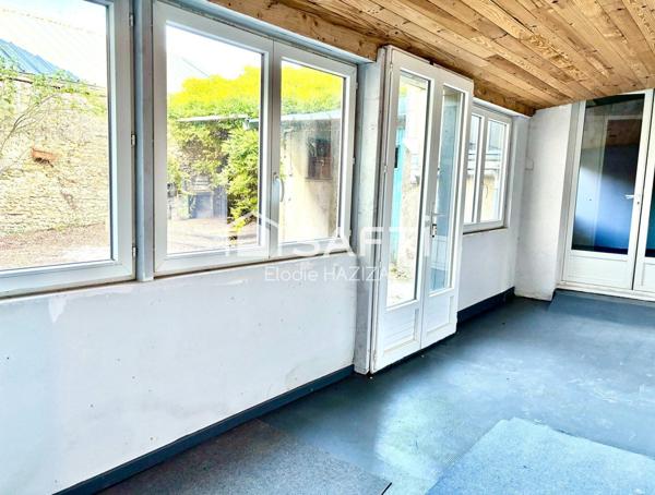 Grande maison de ville Thénezay