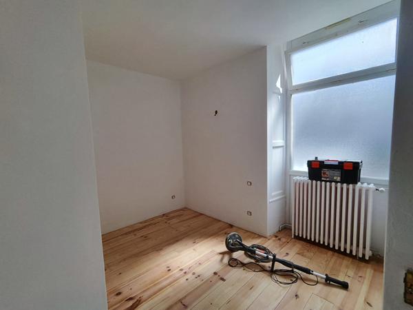 Appartement Rénové de 2 Chambres Centre Ville de Cholet