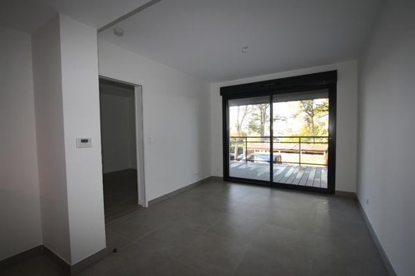 À louer, appartement d'une surface habitable de 34,07 m², 2 pièces à SAINT JEAN DE BRAYE (45800).