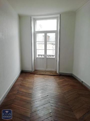 Appartement à louer 2 pièces 60.2m²