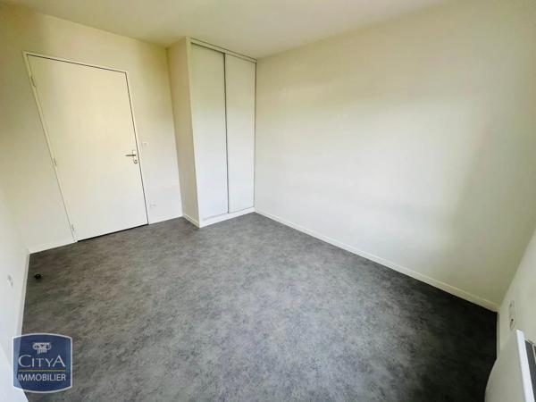 Appartement à louer 3 pièces 63.95m² Laon (02000)