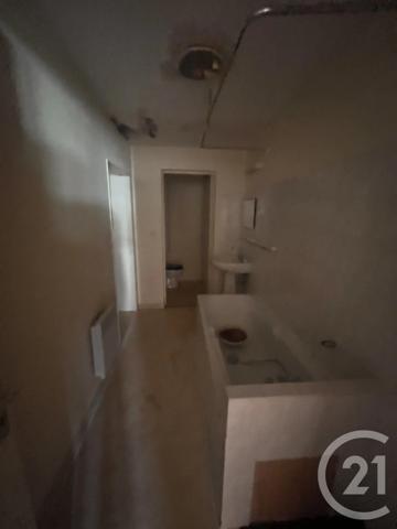 Appartement F3 à vendre  3 pièces - 71 m 2   ORCHAMPS VENNES  - 25