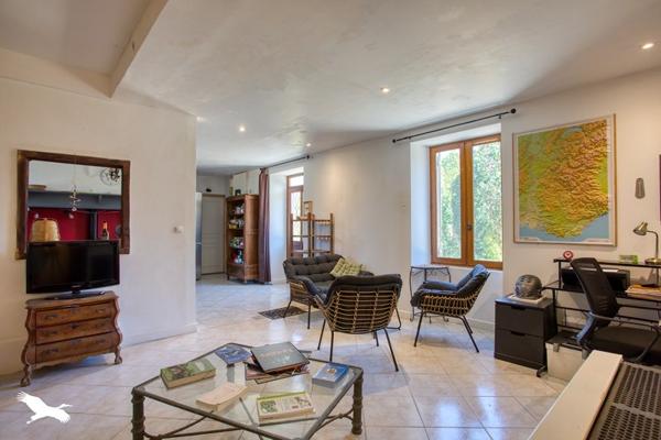Maison à vendre 249 999 € Marcillac-Saint-Quentin 5 p 129 m² DPE D