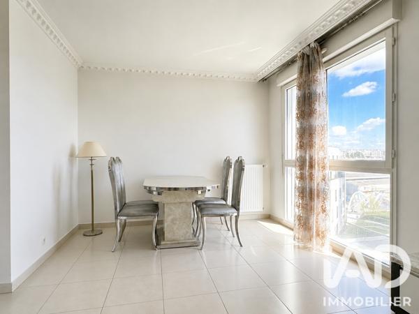 Appartement à vendre 4 pièces 76,1 m² Aubervilliers