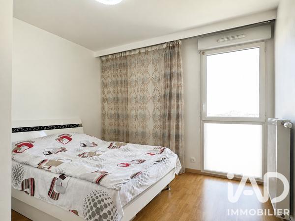 Appartement à vendre 4 pièces 76,1 m² Aubervilliers