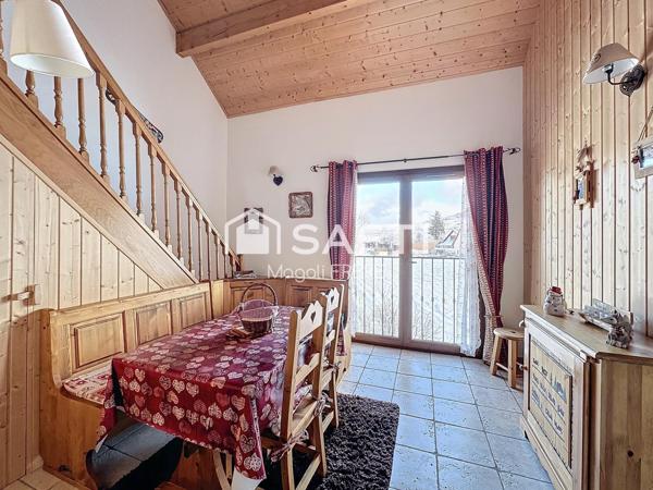 À quelques pas du départ des pistes de ski