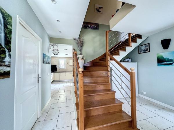 Nord de Bordeaux, magnifique maison récente sur terrain clos