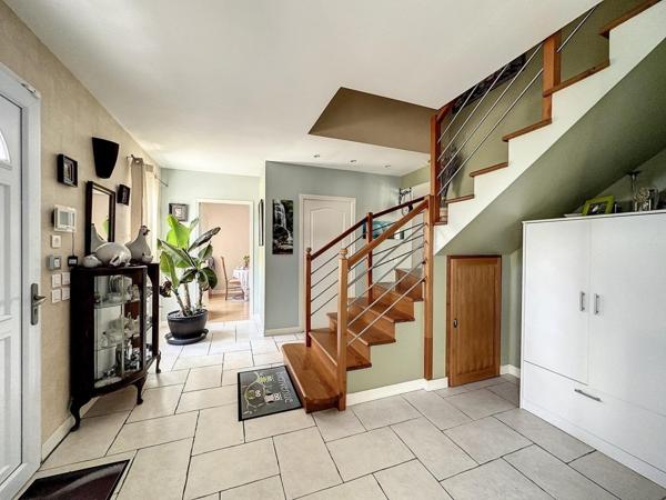 Nord de Bordeaux, magnifique maison récente sur terrain clos