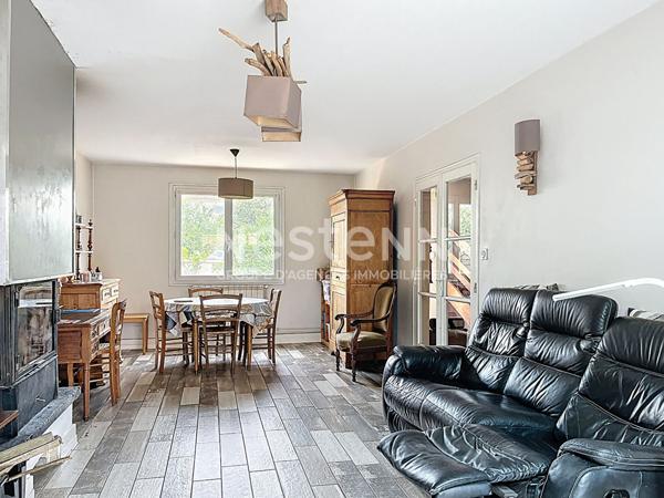 Maison avec 3 chambres ,veranda et piscine a Fontenay le Comte