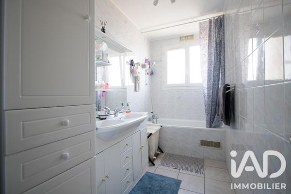 Location appartement 4 pièces 66,62 m² Bois-d'Arcy