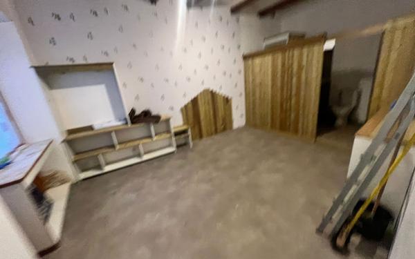 Maison à vendre    5 pièces •  Largentière