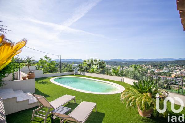 Maison à vendre 14 pièces 315 m² Draguignan